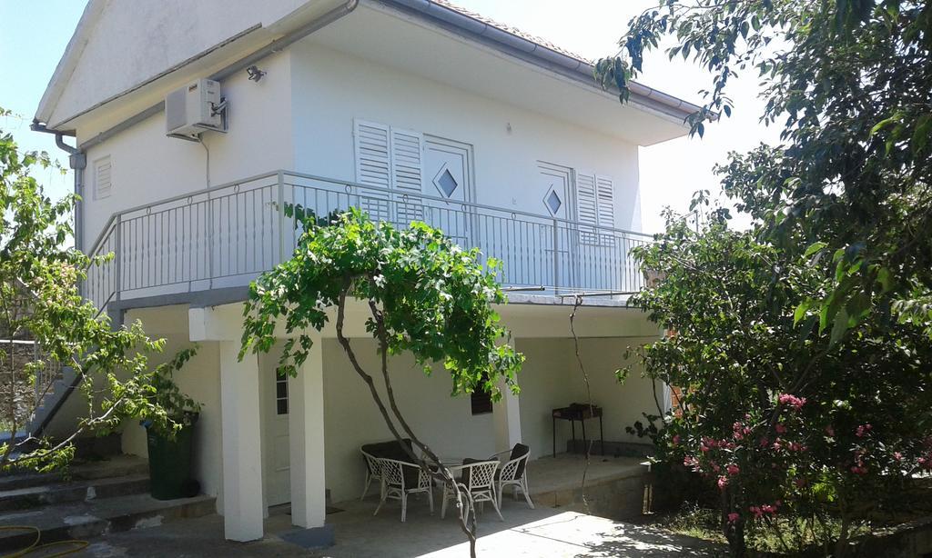 Holiday Home Silvija Maslenica Ngoại thất bức ảnh